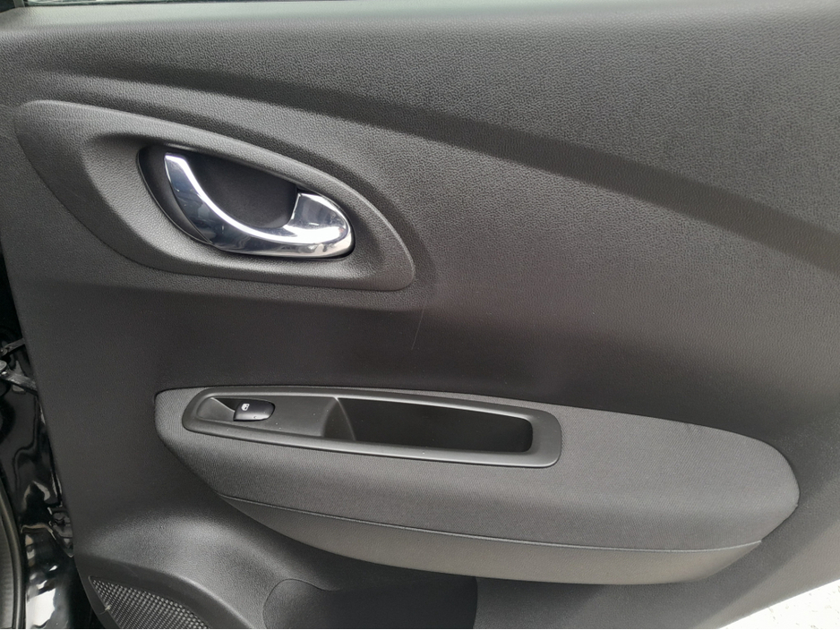 2018 Renault Kadjar - image 20