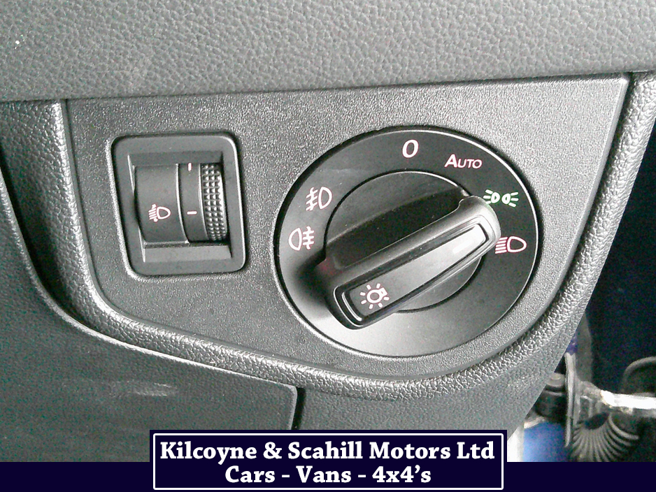 2021 Volkswagen Polo - image 25