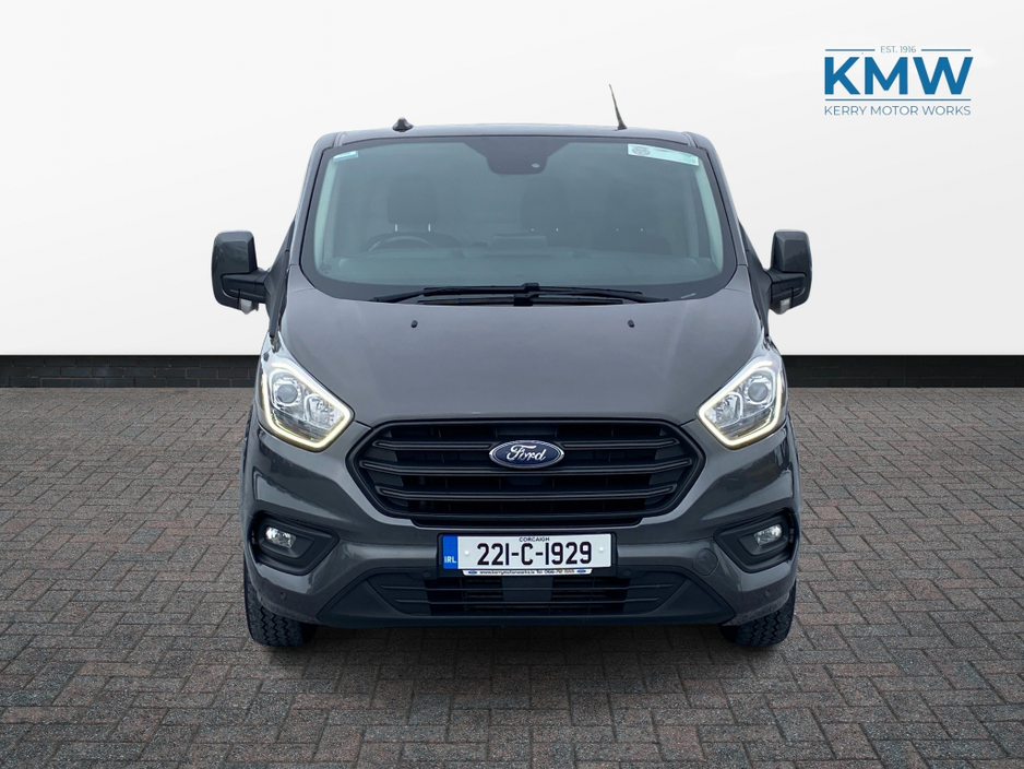 2022 Ford Transit Custom - image 2