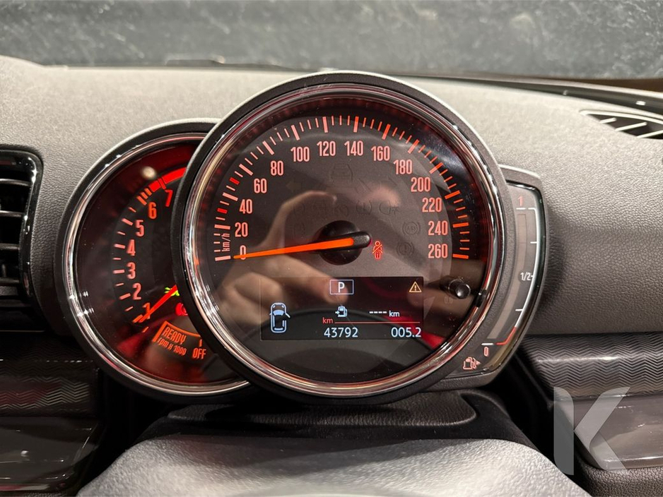 2020 MINI Cooper - image 20