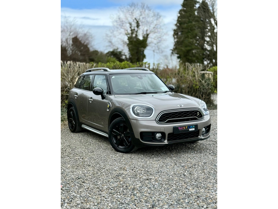 2018 MINI Countryman - image 2