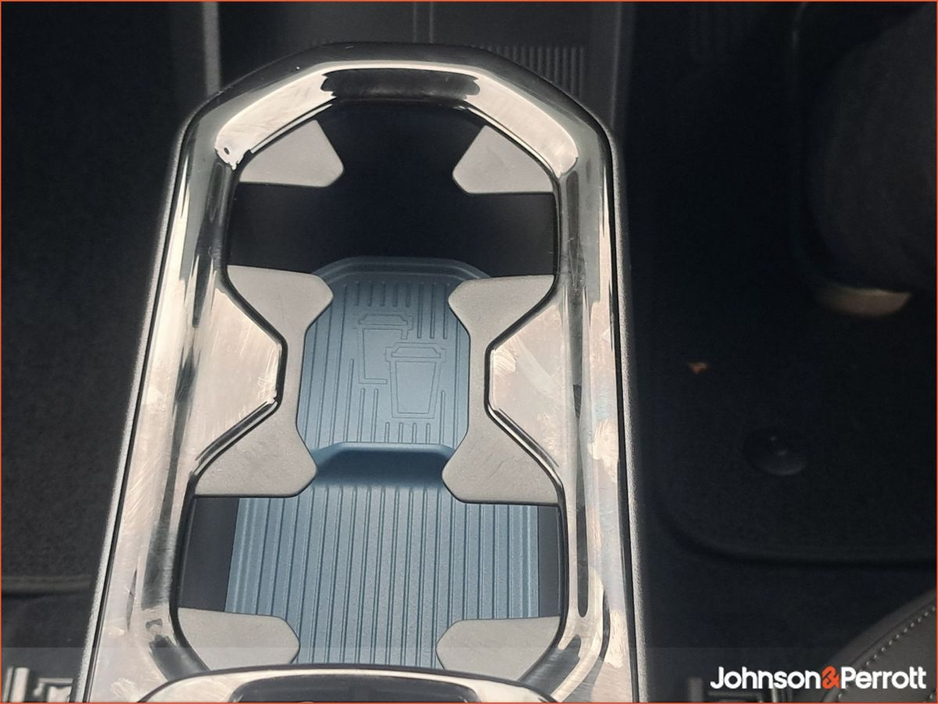 2024 Volvo EX30 Single Motor BEV 272hp Plus *VERY LOW MILEAGE* €34,900