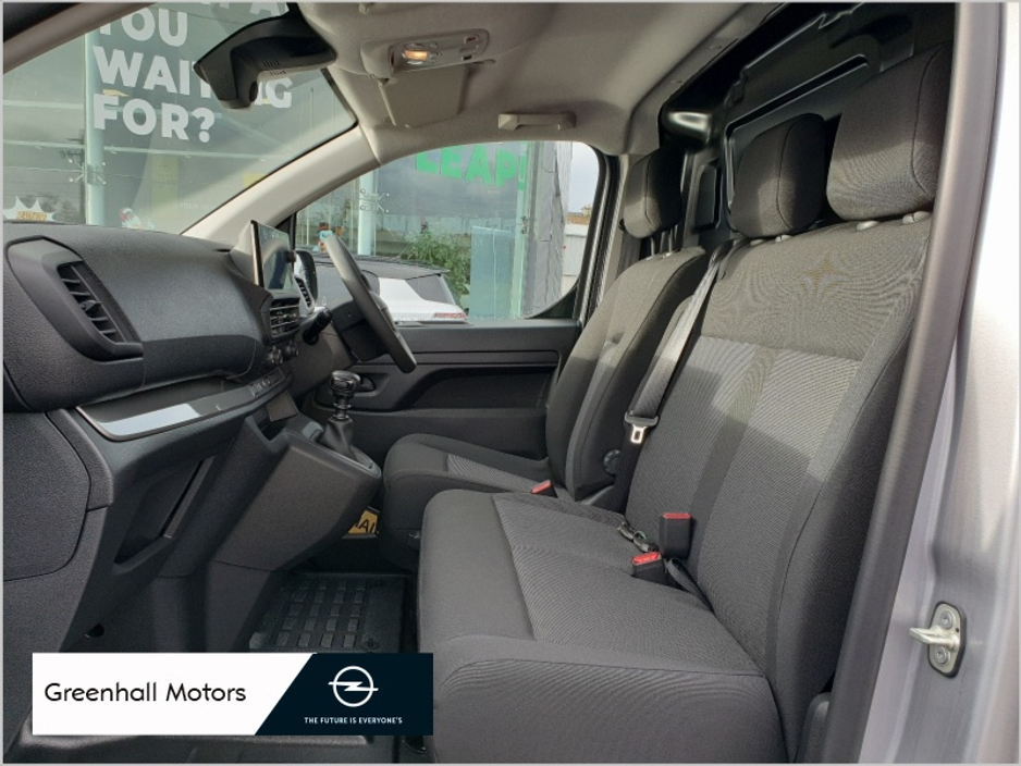 2026 Opel Vivaro - image 4