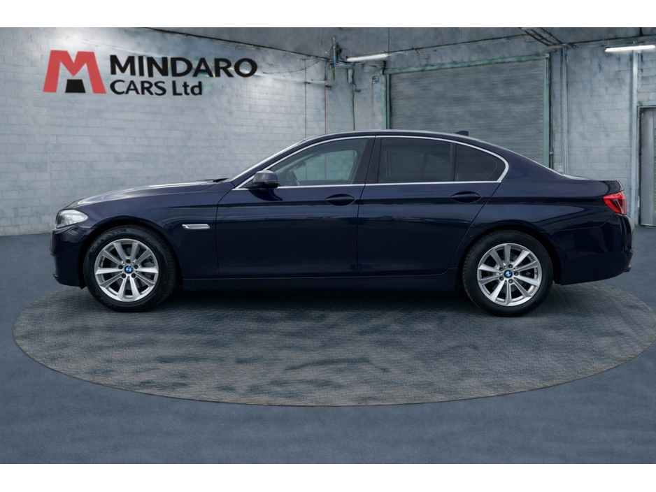 2014 BMW 5 Series - image 6