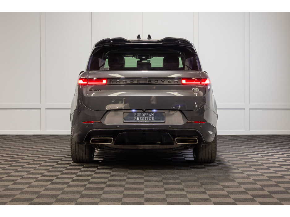 2022 Land Rover Range Rover Sport - image 5
