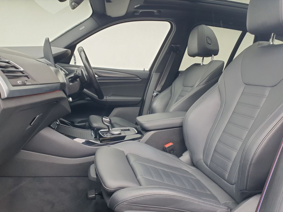 2023 BMW X3 - image 7
