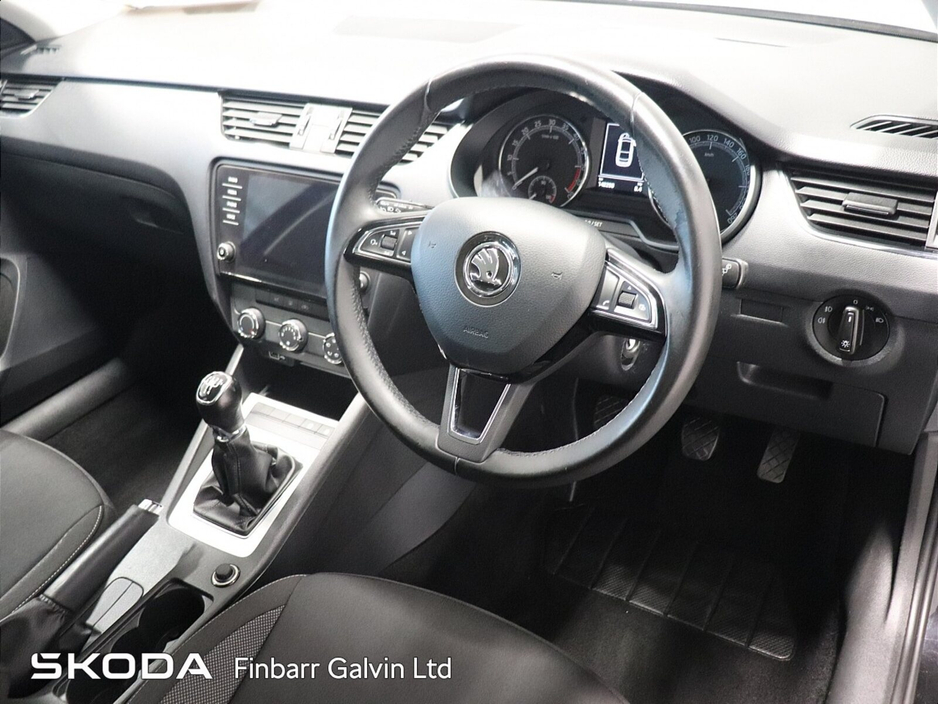 2018 Skoda Octavia - image 8