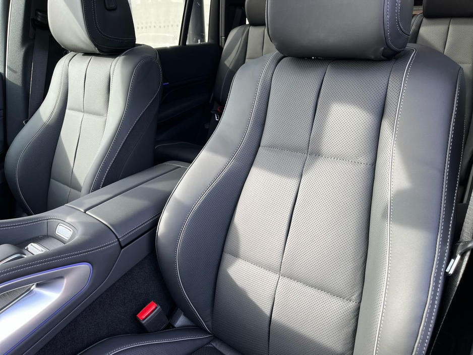 2026 Mercedes-Benz GLS - image 18