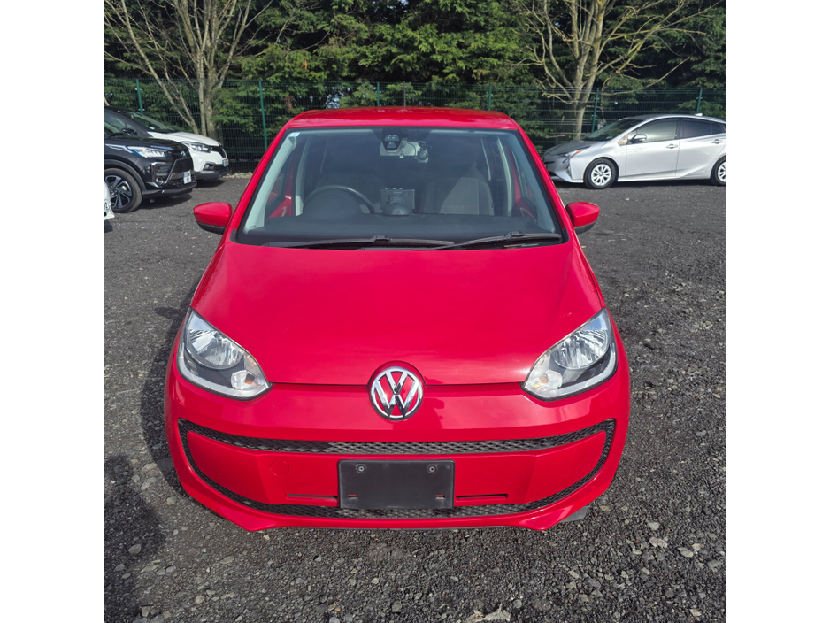 2015 Volkswagen up! - image 2