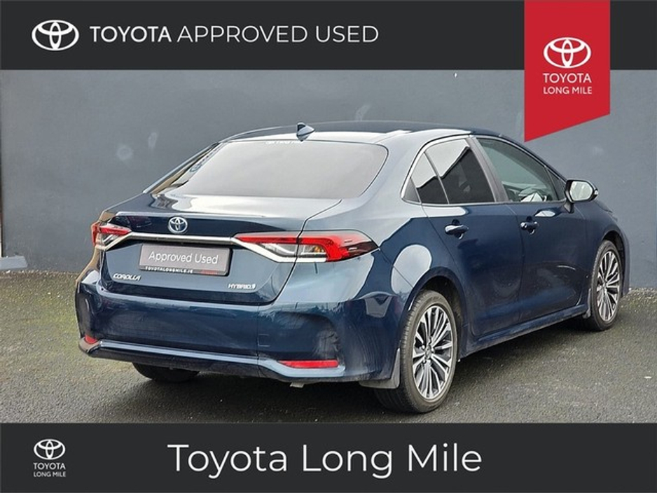 2025 Toyota Corolla 1.8 Hybrid Luna Sport 4Dr €34,949