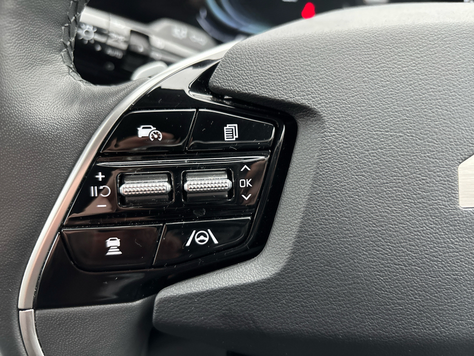 2025 Kia Niro HEV SEM €36,895