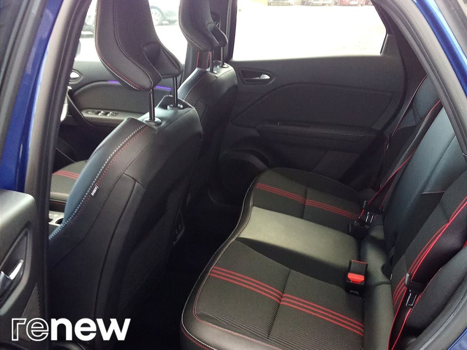 2023 Renault Captur - image 11