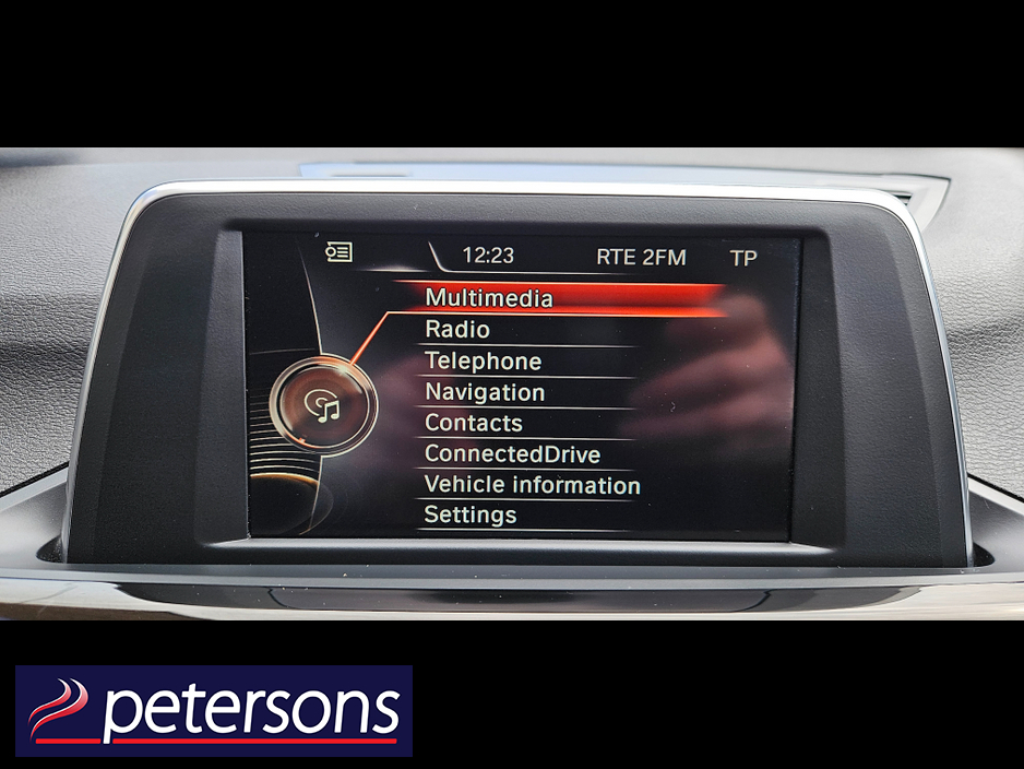 2016 BMW X1 - image 32