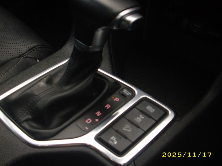 2016 Kia Sportage - image 11