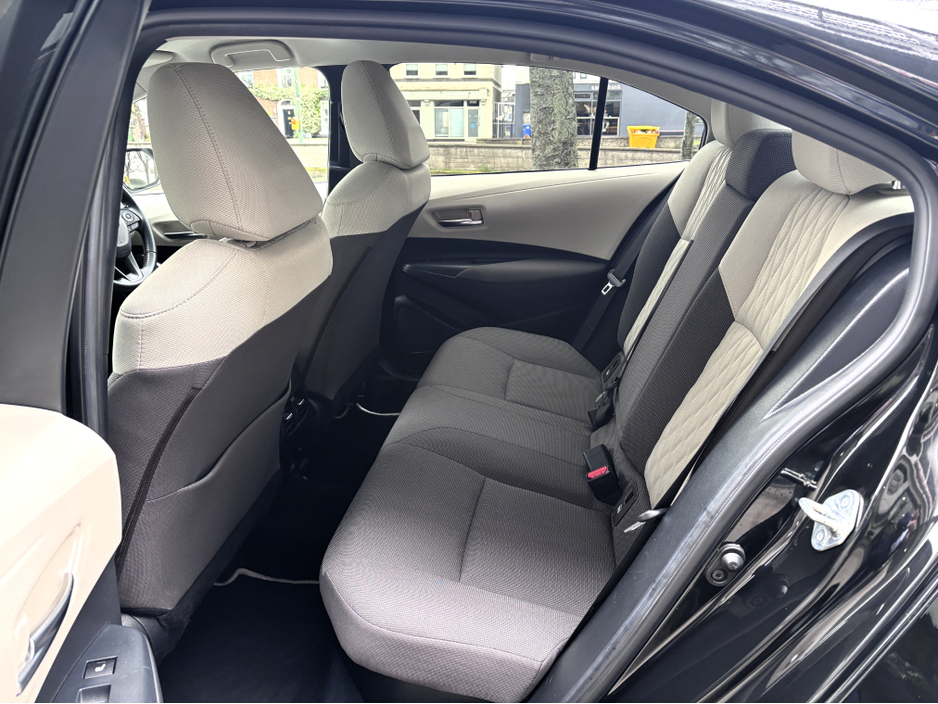 2022 Toyota Corolla - image 7