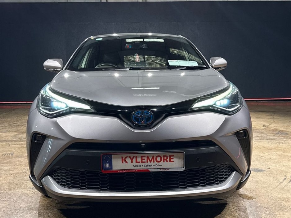 2020 Toyota C-HR - image 8