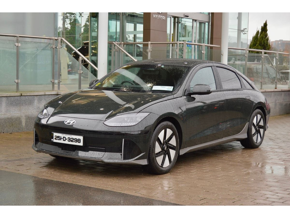 2025 Hyundai Ioniq 6 Ioniq 6 Signature 77kWH €37,995