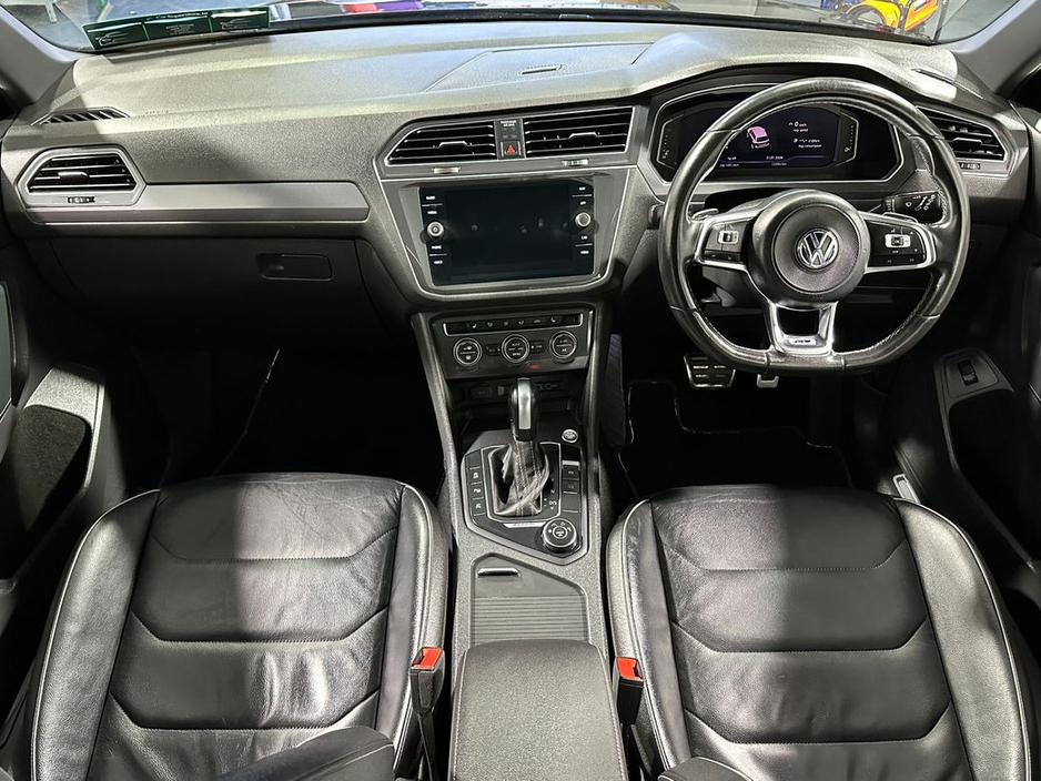 2020 Volkswagen Tiguan - image 9