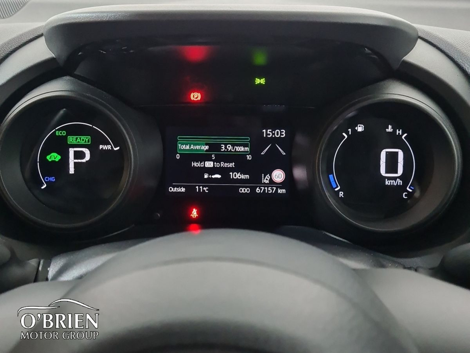 2024 Toyota Yaris Cross - image 13