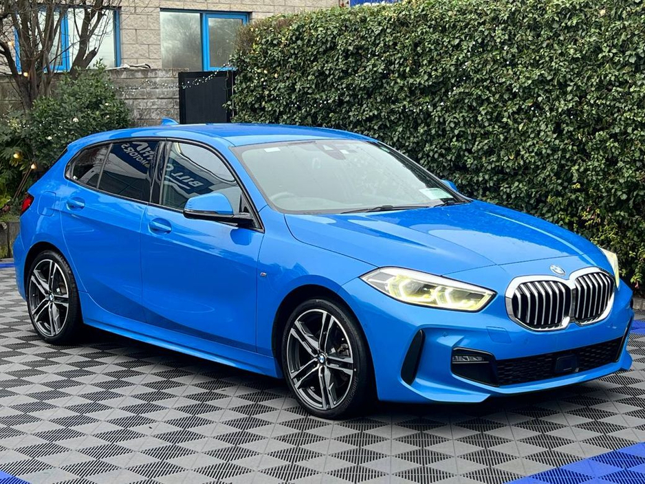 2020 BMW 1 Series 118D M-SPORT 2.0 AUTO // VERY LOW MILEAGE // SUEDE M-SPORT INTERIOR // REVERSE CAMERA // WIRELESS CHARGING BAY €27,950
