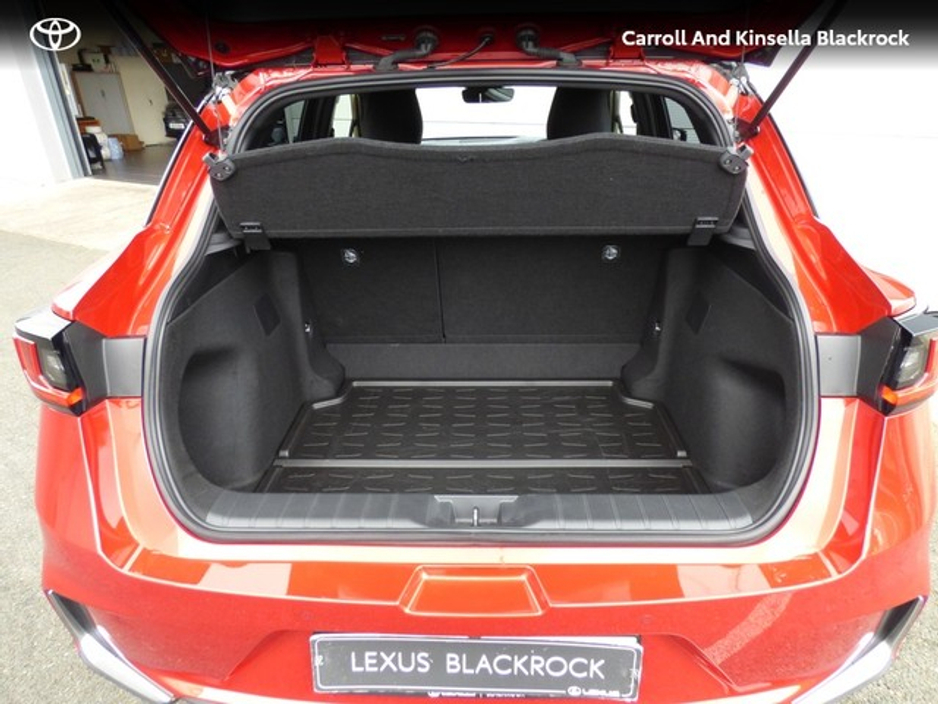 2024 Lexus LBX Hybrid Emotion €38,950