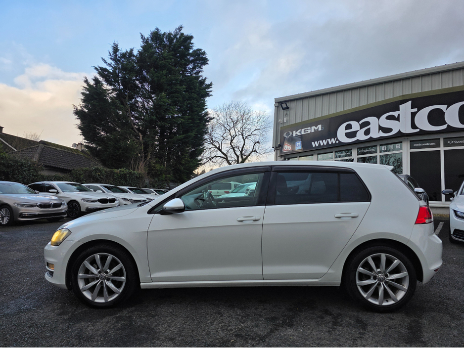 2015 Volkswagen Golf 1.4 HIGHLINE EDITION ALCANTARA SEATS REVERSING CAMERA - SIMI DEALER - LOW ROAD TAX BAND €14,750