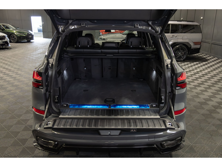 2024 BMW X5 - image 13