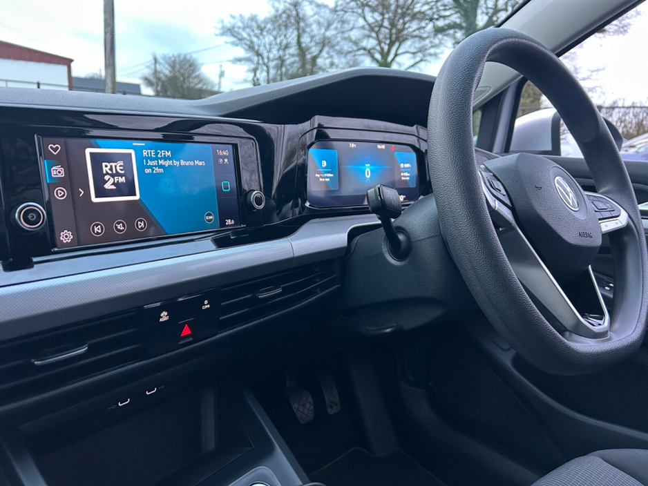 2021 Volkswagen Golf 1.0 TSI 90HP €19,850