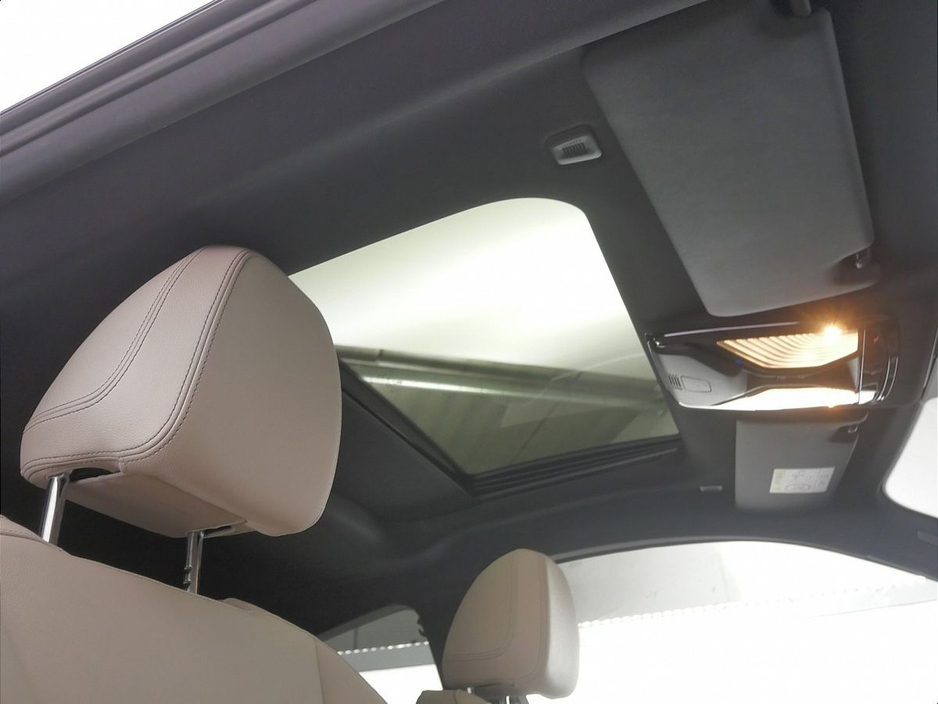 2023 BMW 4 Series - image 23