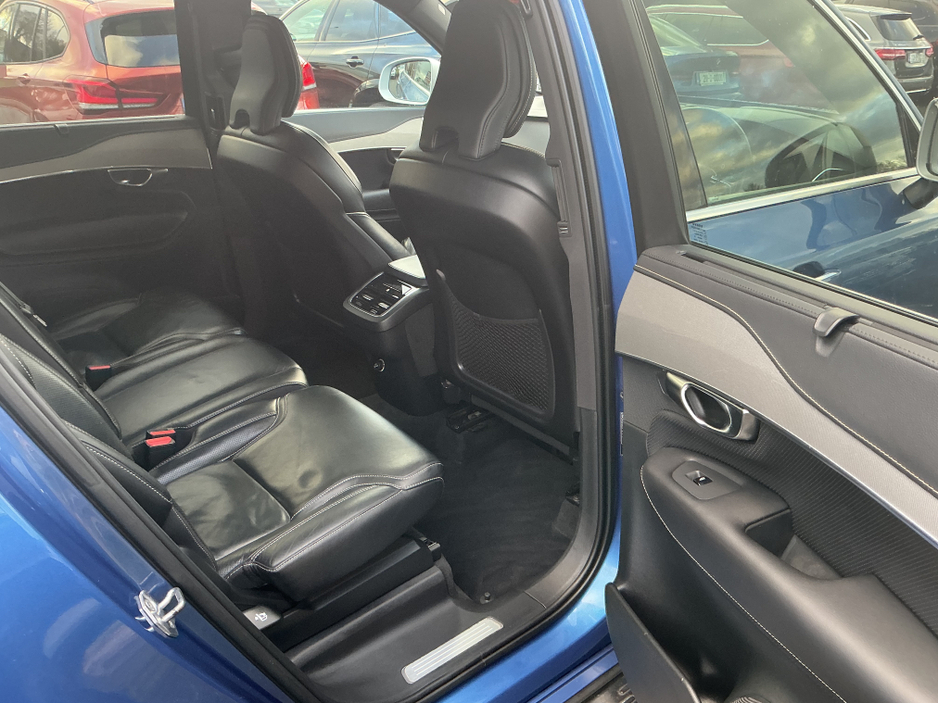 2019 Volvo XC90 - image 16