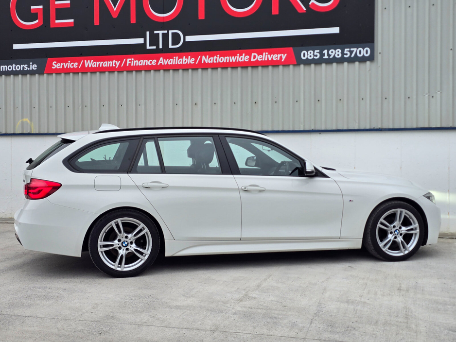 2017 BMW 3 Series - image 4