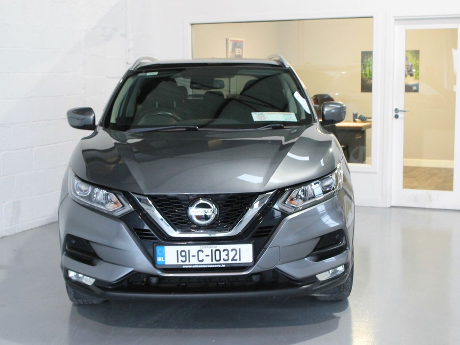 2019 Nissan Qashqai - image 2