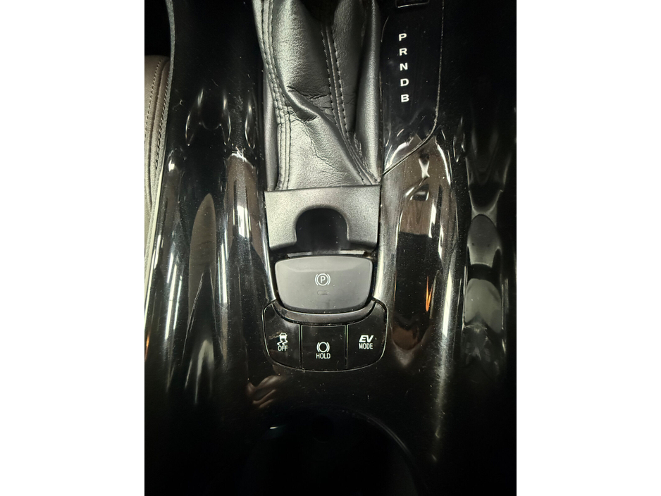 2017 Toyota C-HR - image 16