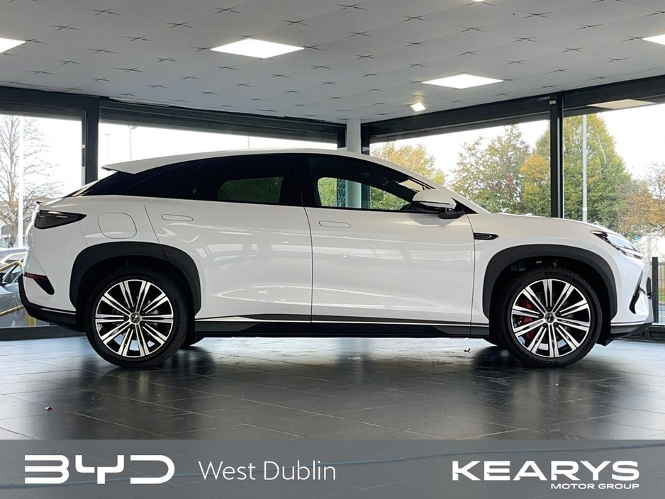 2026 BYD Sealion 7 - image 3