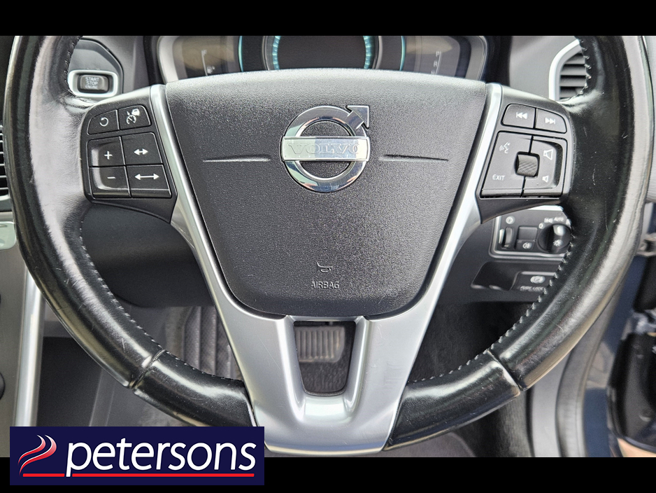 2013 Volvo XC60 - image 22