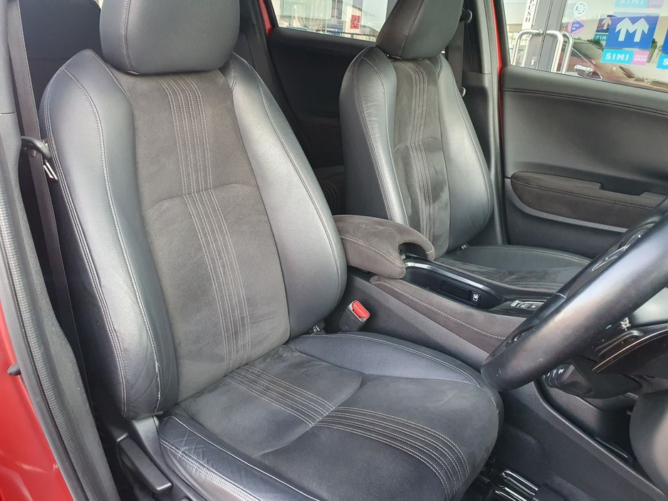 2018 Honda Vezel - image 9