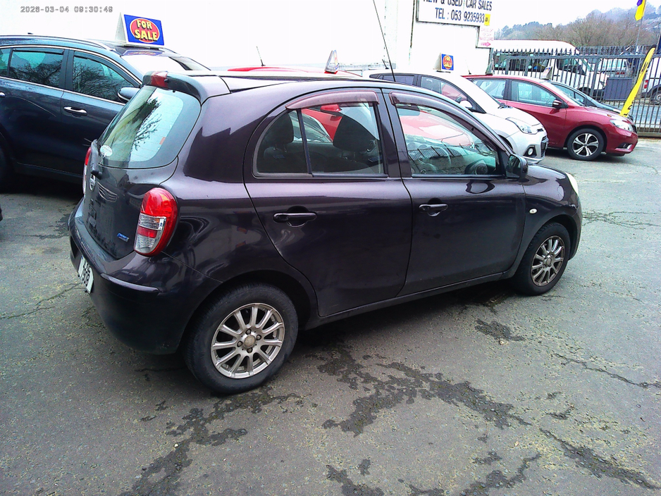 2011 Nissan Micra - image 5