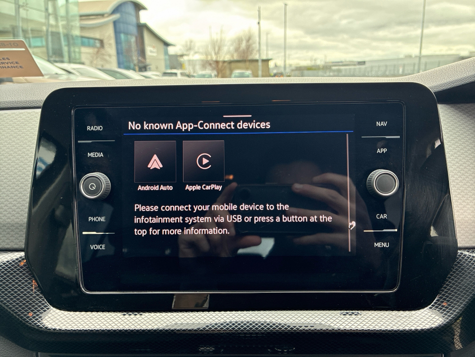 2025 Volkswagen T-Cross - image 17