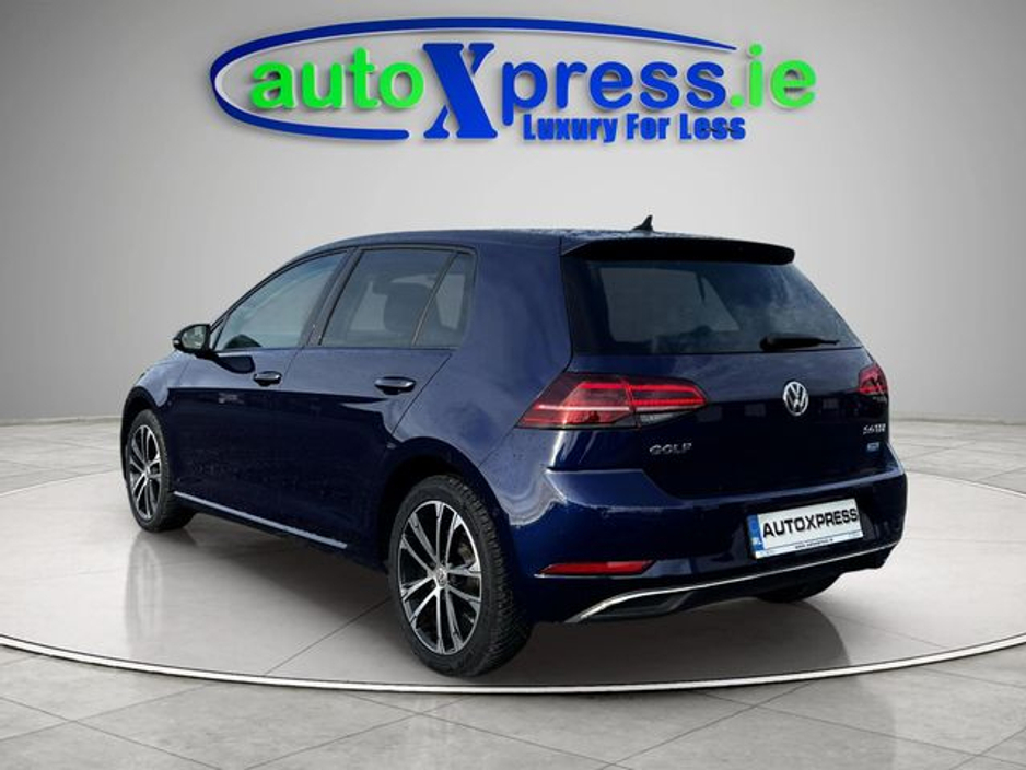 2019 Volkswagen Golf - image 12