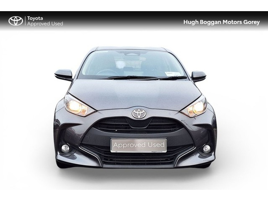 2022 Toyota Yaris  €16,950