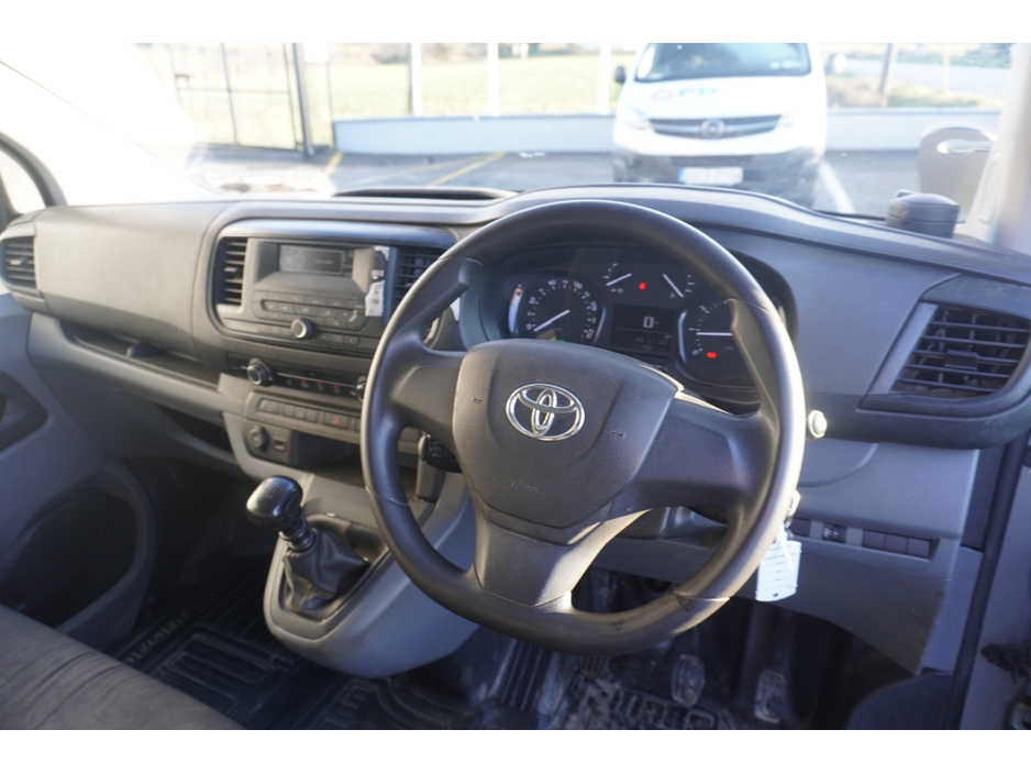 2017 Toyota Proace 2.0 D LWB GX 4DR