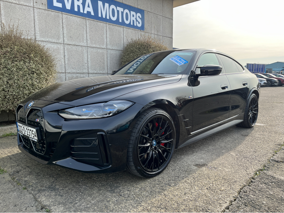 2022 BMW i4 - image 5