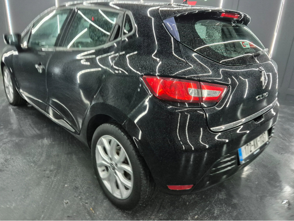 2017 Renault Clio - image 4