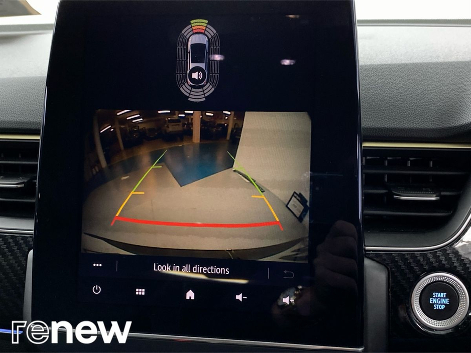 2023 Renault Arkana - image 21