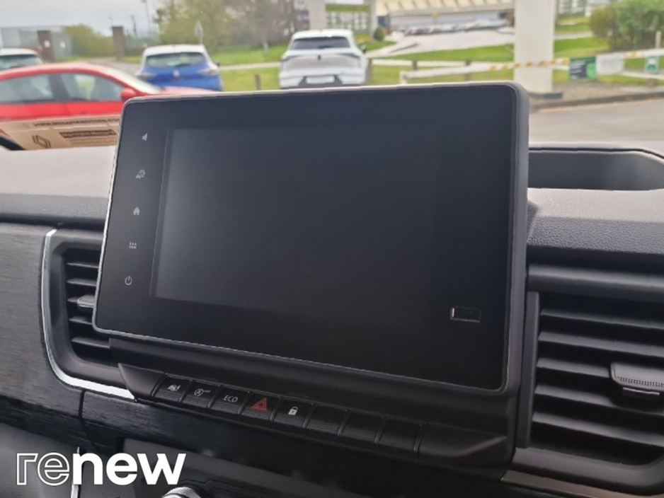 2026 Renault Trafic - image 16