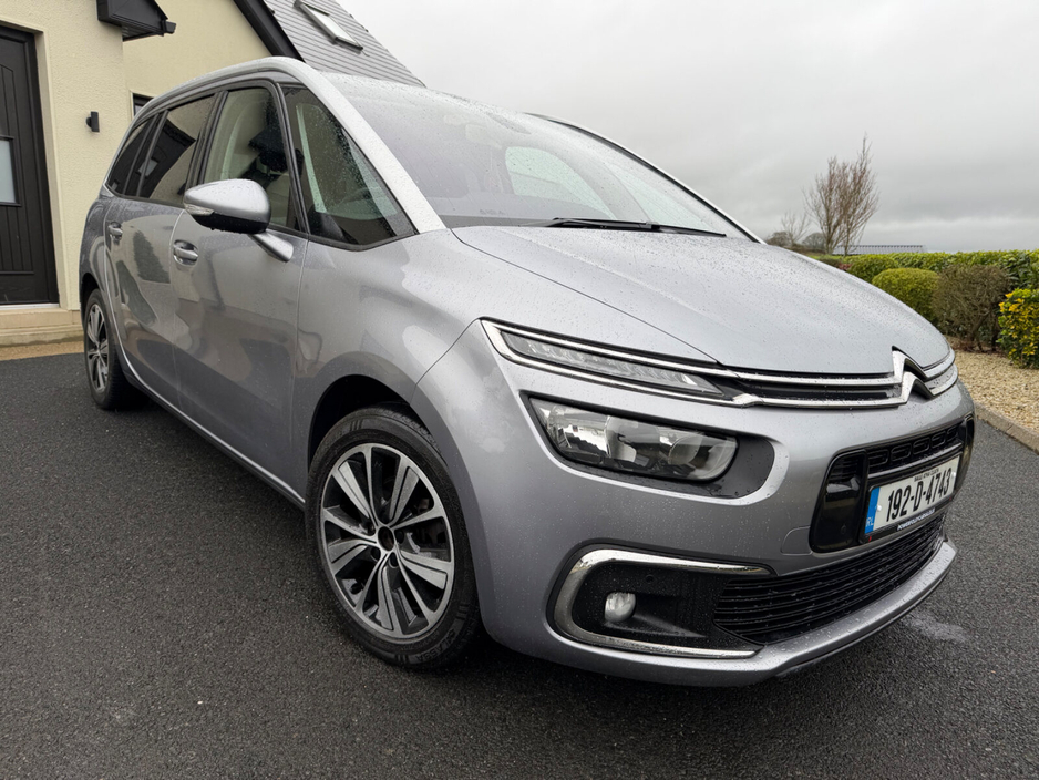 2019 Citroen C4 SpaceTourer - image 5