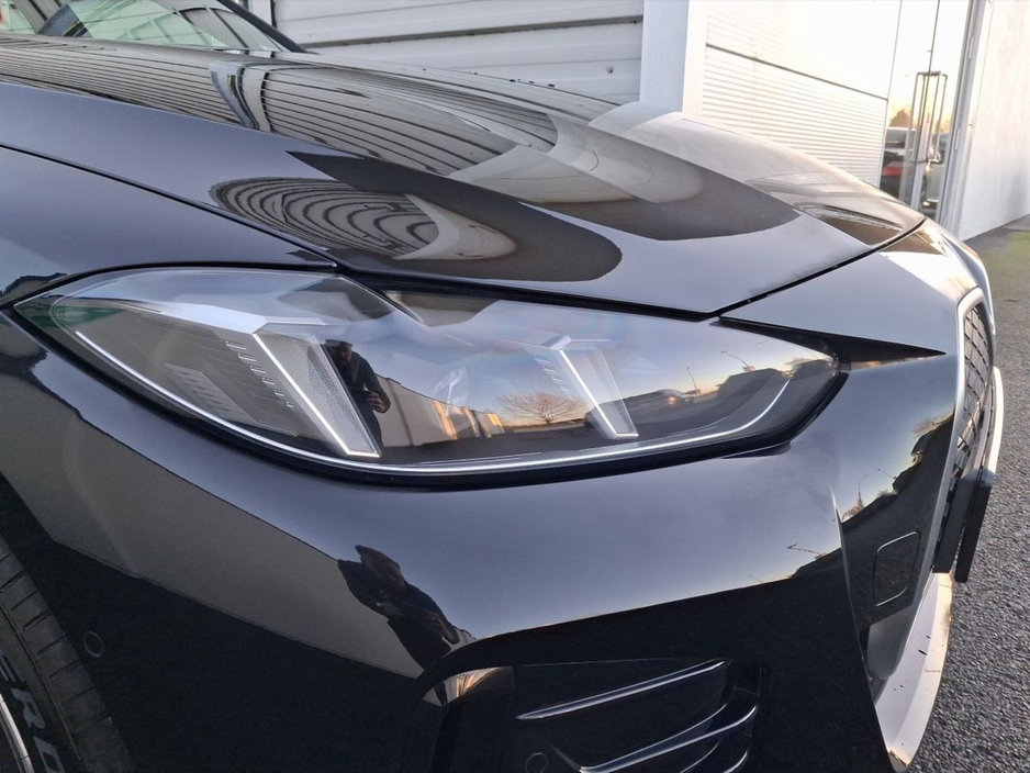 2025 BMW i4 - image 19