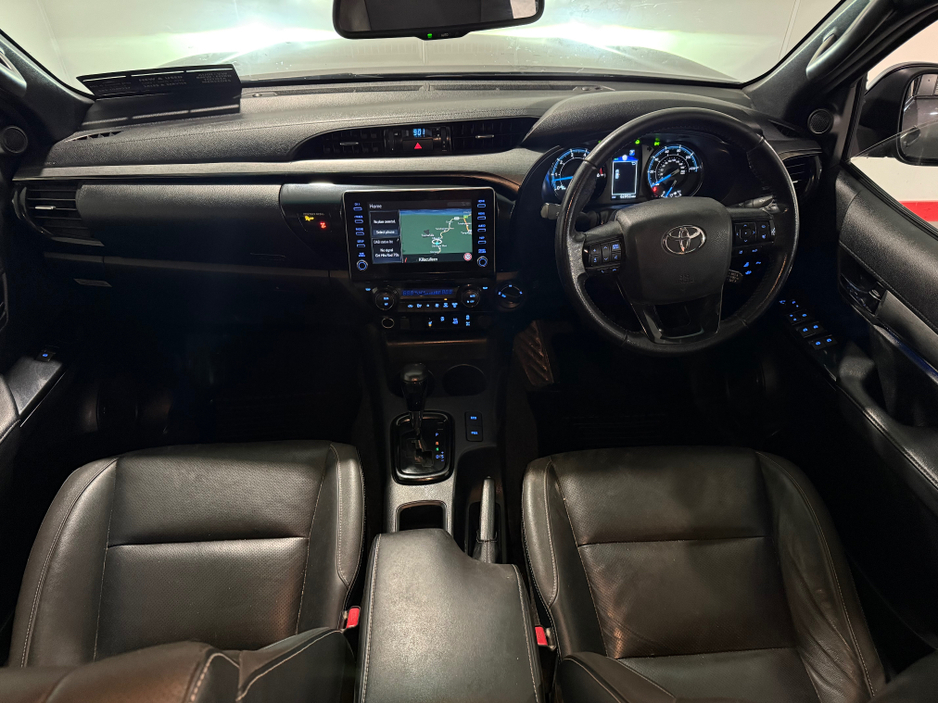 2023 Toyota Hilux INVINCIB X D-4D 4WD INVINCIBLE DCB