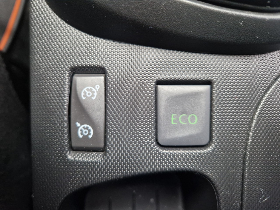 2015 Renault Captur - image 37