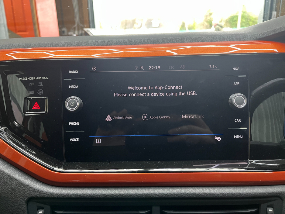 2021 Volkswagen Polo €19950 2021 VOLKSWAGEN POLO TSI COMFORT LINE 1.0 AUTOMATIC / CRUISE CONTROL / REVERSE CAMERA / APPLE CARPLAY AND MORE €19,950